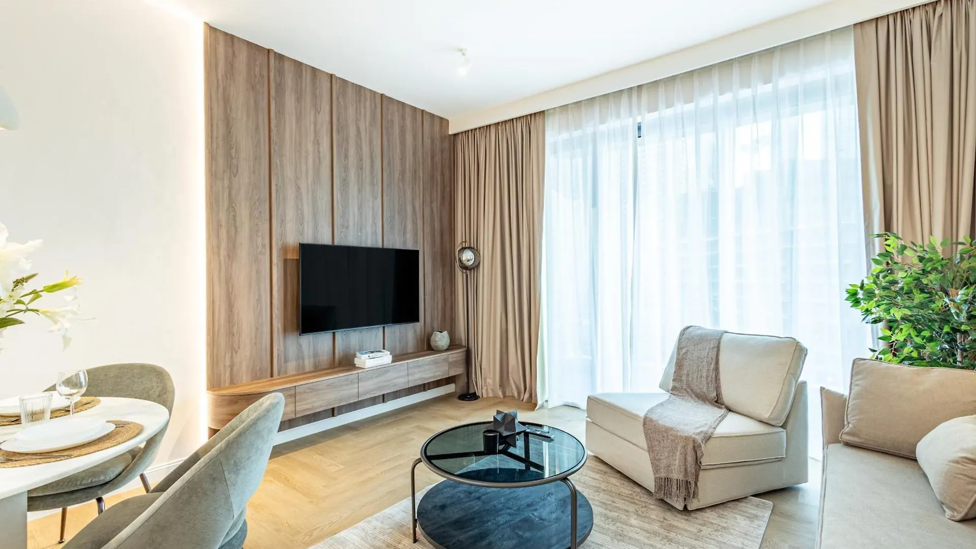 公寓 Luxurious - Ultra Modern - Premium Design - 5 Min Walk From Burj Khalifa - Heart Of Dubai Downtown - Dubai Opera Views公寓 阿拉伯联合酋长国