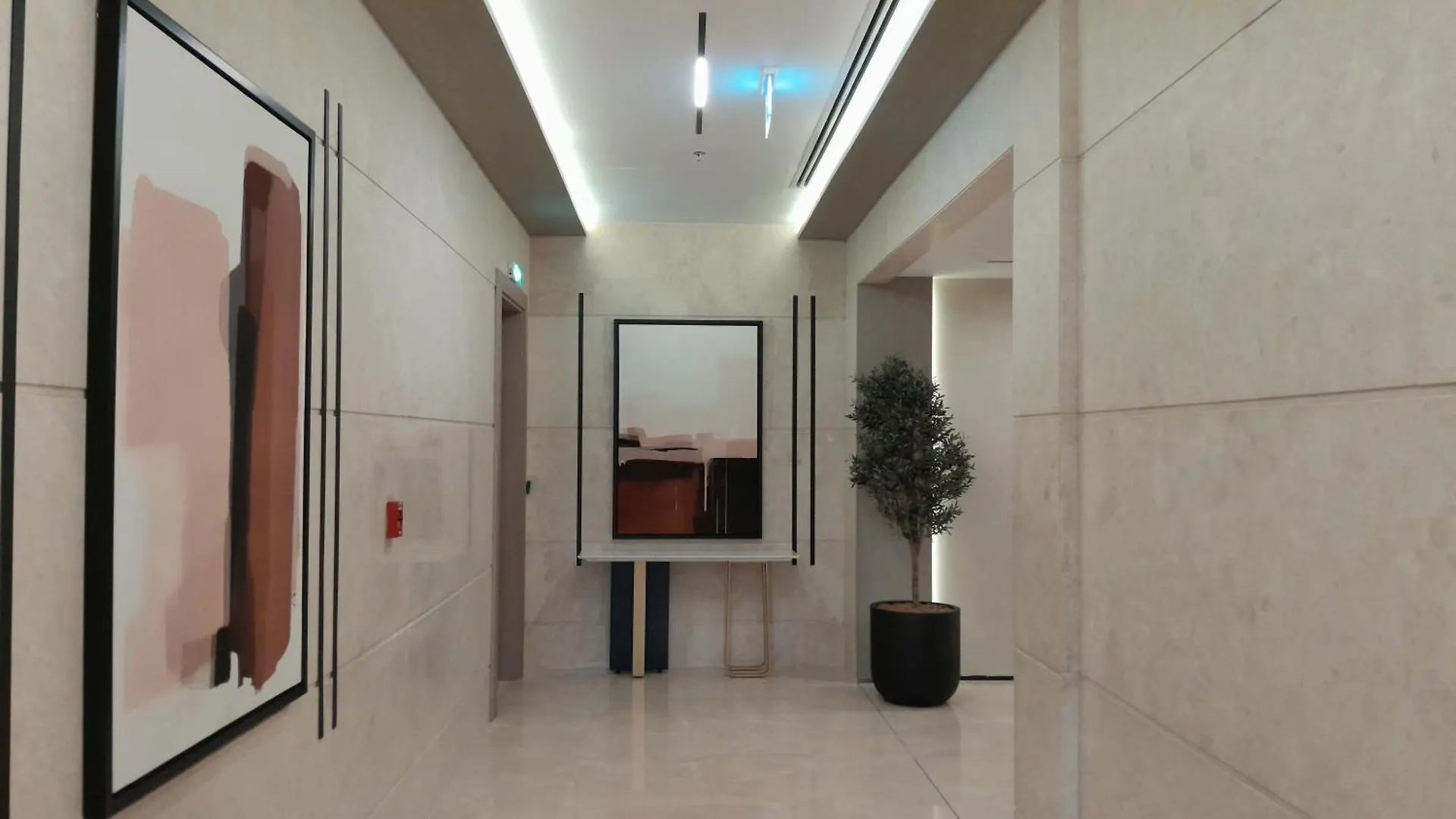 Luxurious - Ultra Modern - Premium Design - 5 Min Walk From Burj Khalifa - Heart Of Dubai Downtown - Dubai Opera Views Apartment